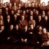Ф.Ф. Рау и Н.Ф. Слезина (сидят в центре)